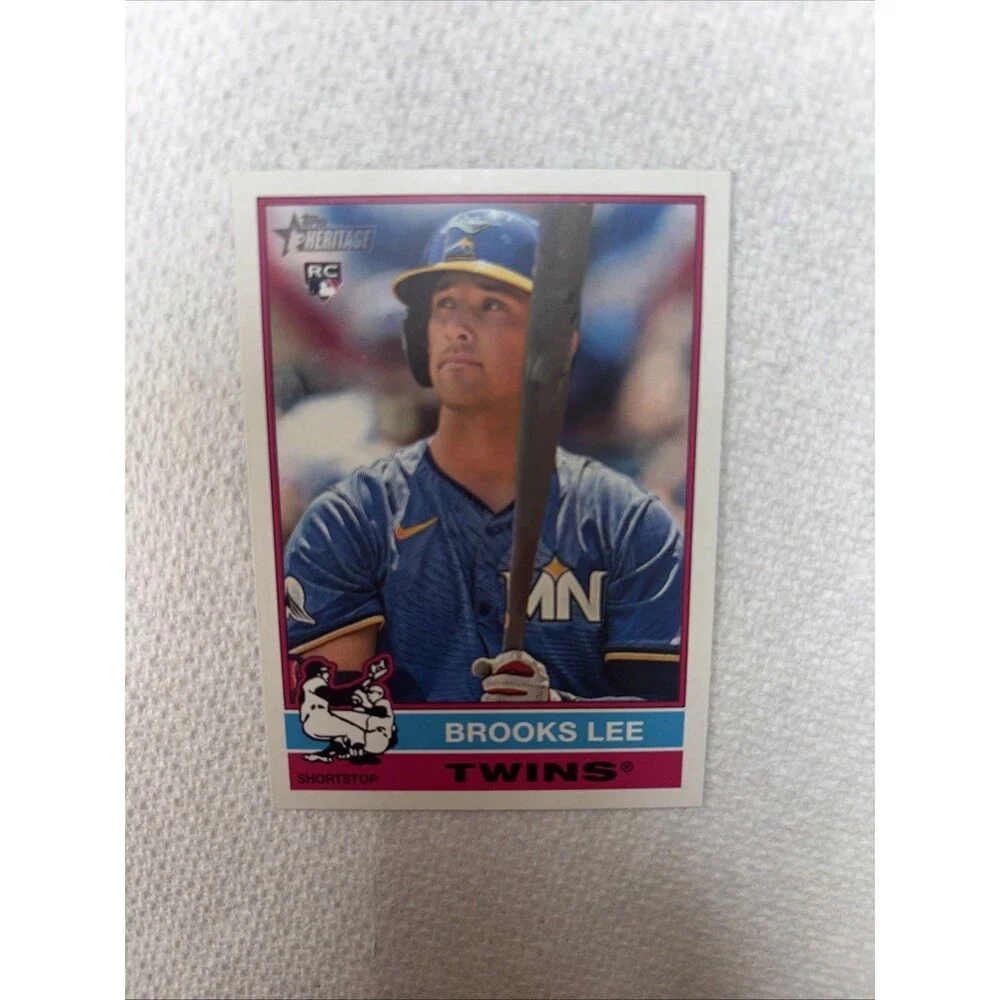 Minnesota Twins Card Lot + Brooks Lee + Ober + Cubbage – 14 Cards